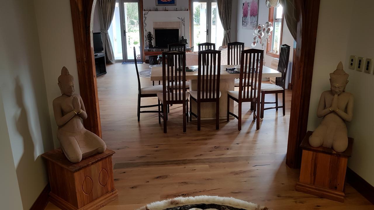 케임브리지 브런트우드 로지 B&B 외부 사진